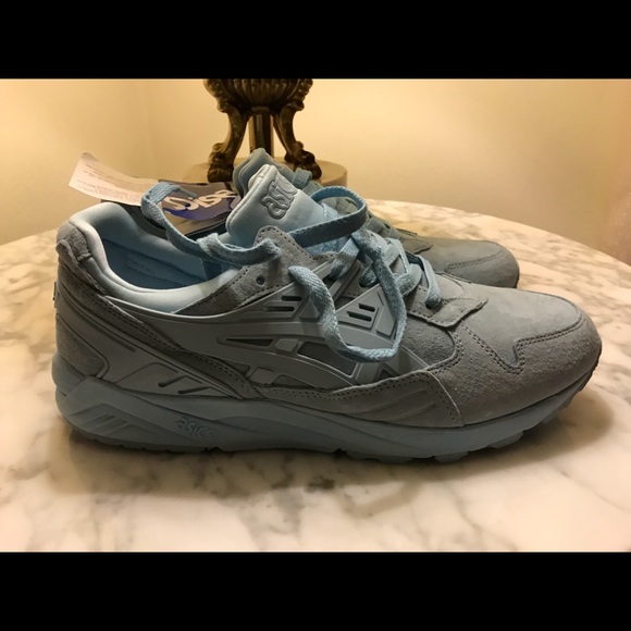 ASICS GELS - Picture 2 of 5